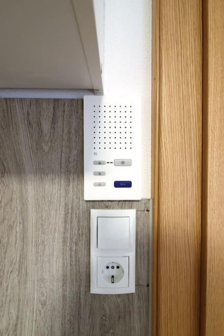 Schickes Zimmer Mit Top-Ausstattung In Idealer Lage Фельдкирьх Экстерьер фото
